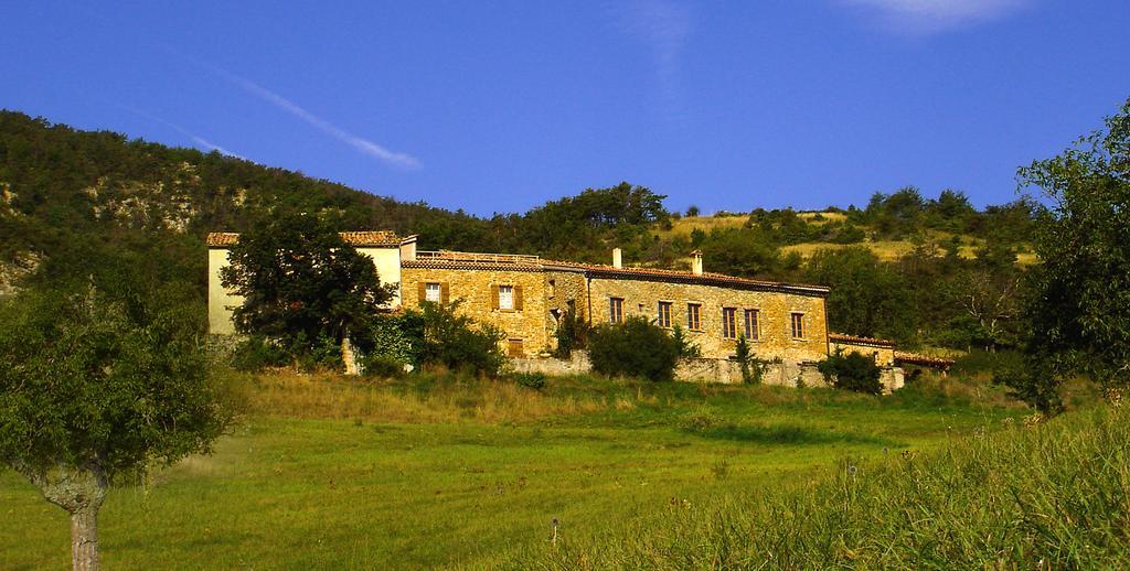 La Ferme De La Condamine Bed & Breakfast Saint-André-de-Rosans Eksteriør bilde
